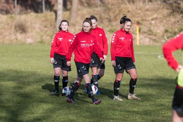 Bild 64 - F Rot Schwarz Kiel - SV Henstedt Ulzburg 2 : Ergebnis: 1:1